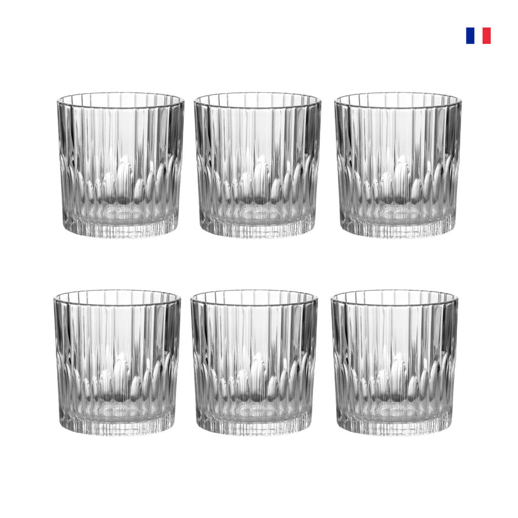 Bring elegance to your table with the Duralex Manhattan Clear Tumbler set. This 310ml set of 6 is made of tempered glass, making it 3.5 times stronger than normal glass and great for everyday use. Enjoy luxury dining with this durable and stylish glassware.    